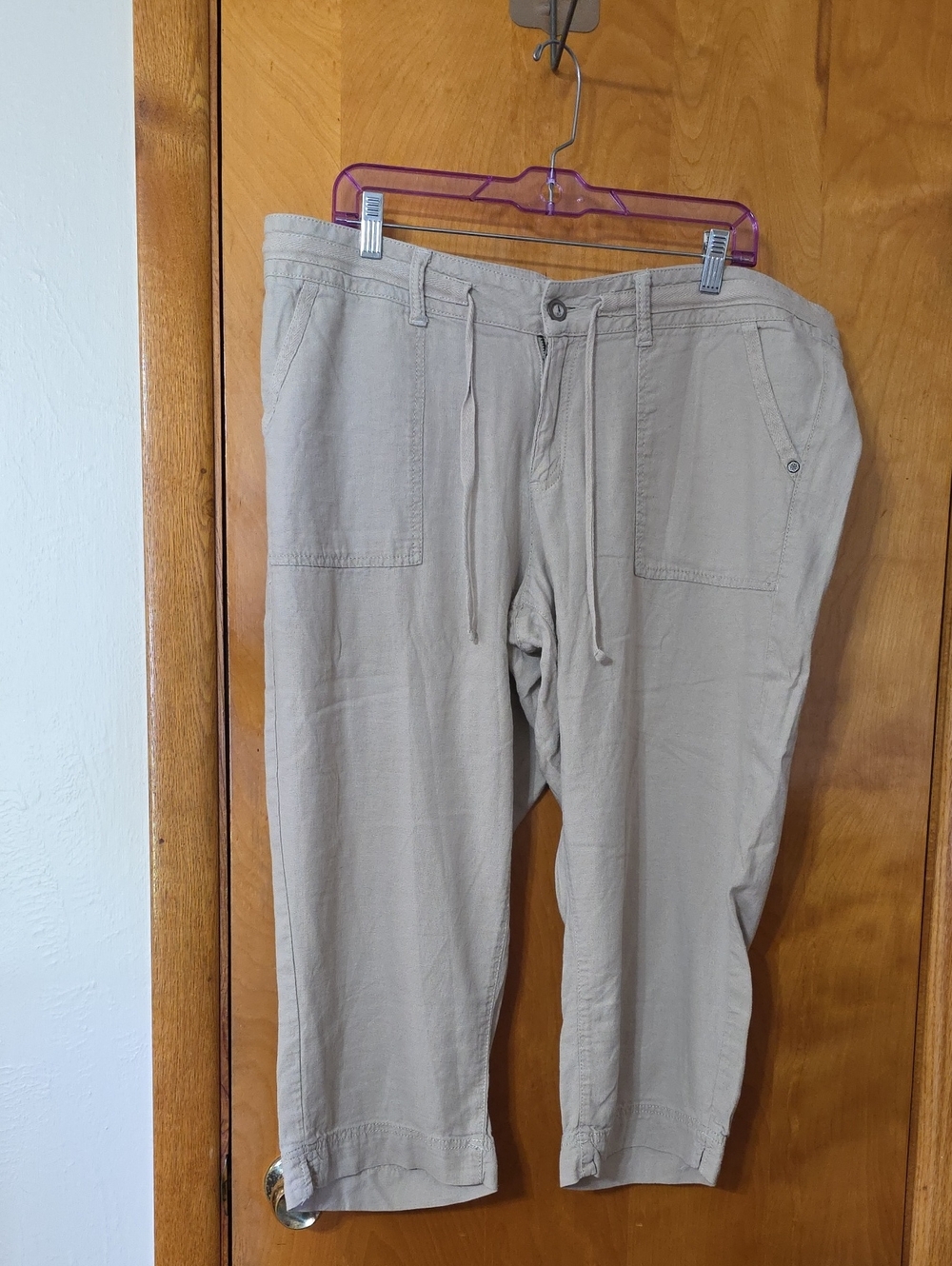 Womens Lightweight Drawstring Linen Capris.  Stone Color